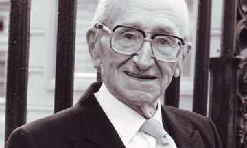 نیاکانگراییِ عدالت اجتماعی فون هایک