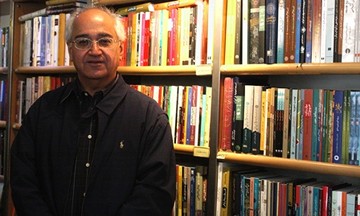 پروژهام معرفی اندیشۀ مدرن غربی است بابک احمدی