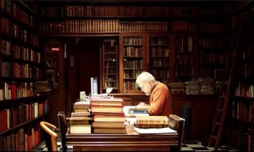 خلأهای قانونی در حمایت از مؤلف نویسندگی