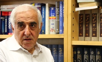 خروج علوم انسانی از مسیر اصلی محسن خلیجی