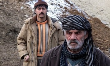 پایان شب سیه سپید است زمستان آخر