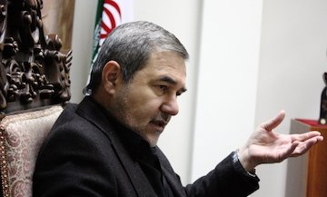 ترجمهشناسی حلقهای مفقوده نامور مطلق