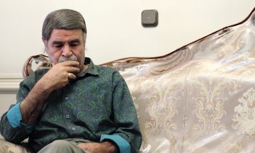 نسبت به فلسفهی غرب پر از سوءتفاهمیم صانعی