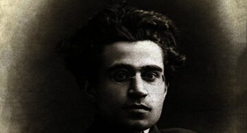 فراتر از یک مارکسیست انقلابی آنتونیو گرامشی