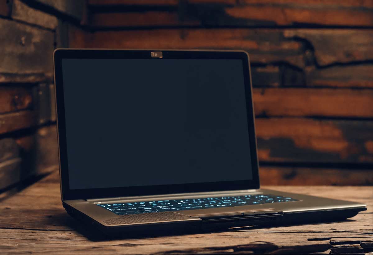 لپ تاپ استوک چیست؟