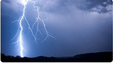 رعد و برق چگونه شکل میگیرد؟ حقایق جالب درباره رعد و برق